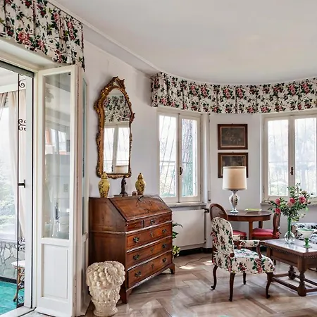 Holiday home Villetta Delle Rose Con Giardino By Wonderful Italy