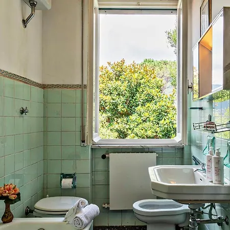 Villetta Delle Rose Con Giardino By Wonderful Italy Holiday home Rapallo