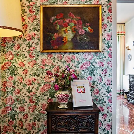 Delle Rose Con Giardino By Wonderful Italy